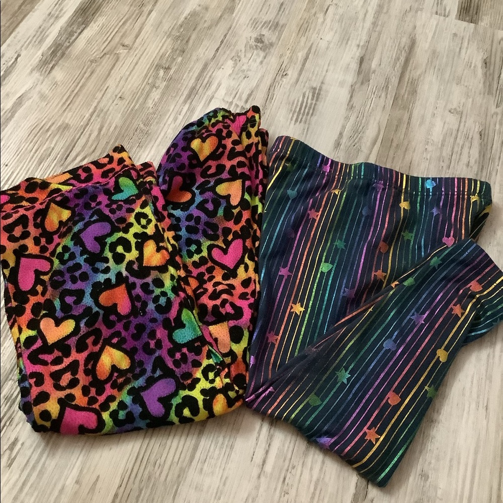Bundle of PJ bottoms & Leggins size 8 multicolored with 💕 hearts &. stri